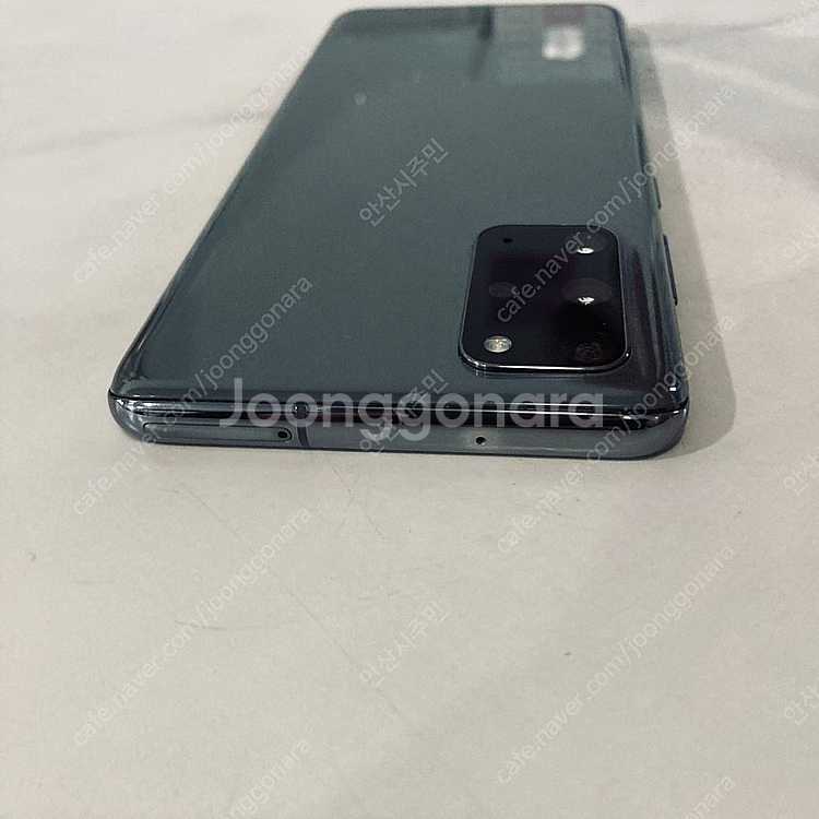 갤럭시 S20플러스 그레이 256기가 10만원 판매합니다--3